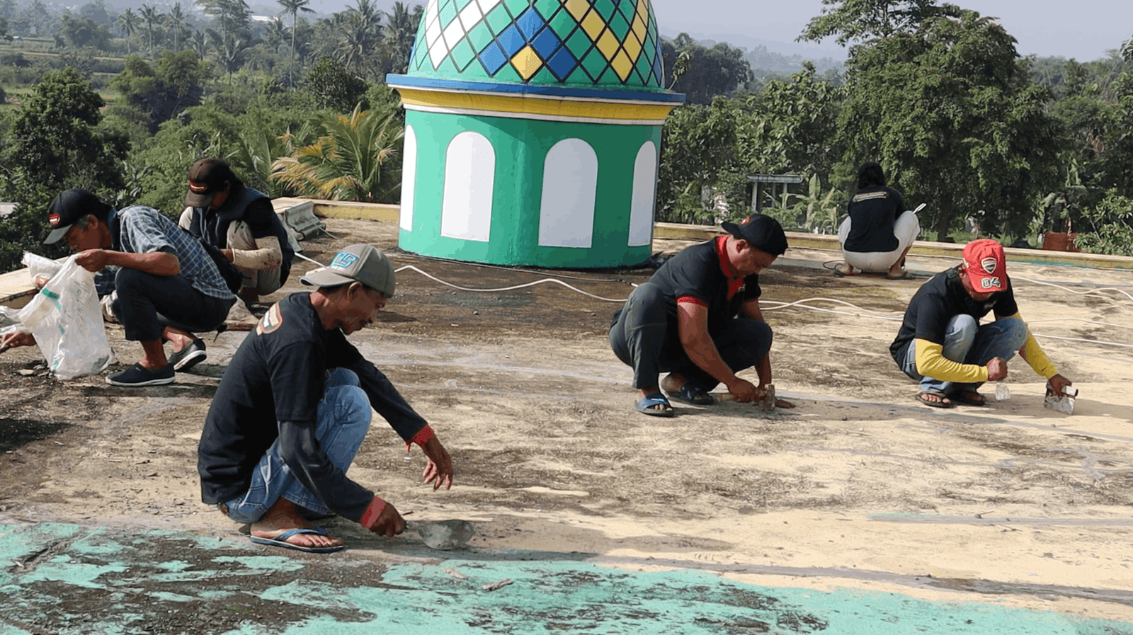 Kondisi dak beton sesudah waterproofing, permukaan rapi dan kedap air